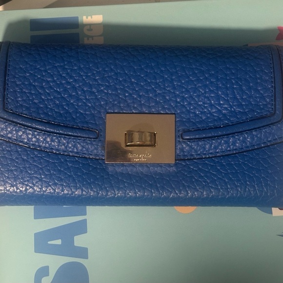 Kate Spade Envelope Wallet - Picture 8 of 8